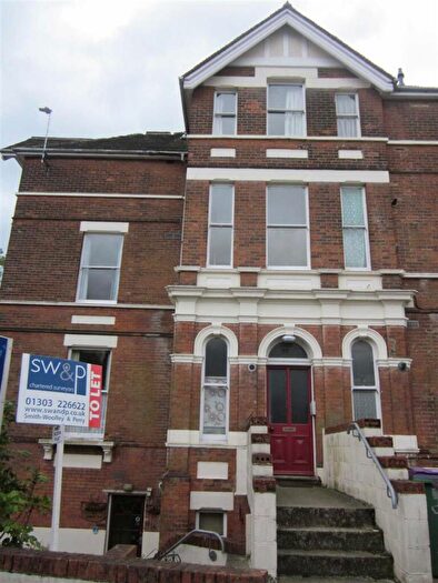 1 Bedroom Flat To Rent In Bouverie Road West, Folkestone, CT20