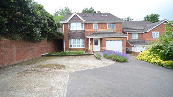 4 Bedroom Detached House To Rent In Tymawr, Caversham, Reading, RG4
