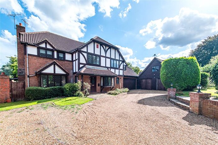5 Bedroom Detached House For Sale In Parrock Road, Gravesend, Kent, DA12