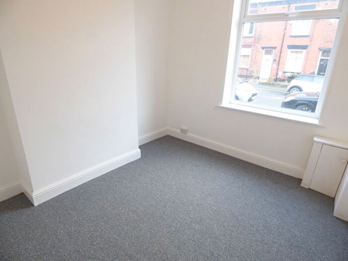 2 Bedroom Property To Rent In Stephen Street, Bury, BL8