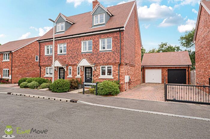 3 Bedroom Semi-Detached House For Sale In Barbour Drive, Burghfield Common, Reading, Berkshire, RG7