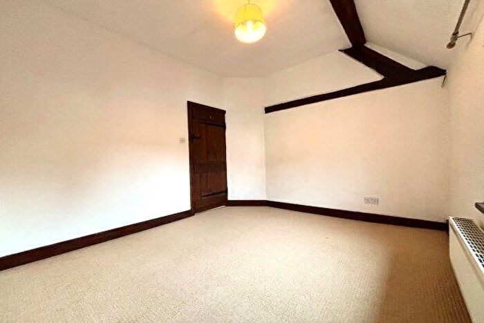 2 Bedroom Cottage To Rent In Swan Street, Alcester, Dp, B49
