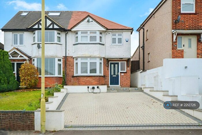 3 Bedroom Semi-Detached House To Rent In Belswains Lane, Hemel Hempstead, HP3