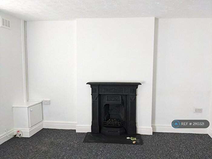 2 Bedroom Terraced House To Rent In Williamson Lane, Droylsden, Manchester, M43