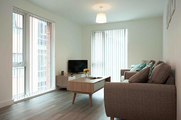 2 Bedroom Flat To Rent In Simpson Street, Halo House, M4