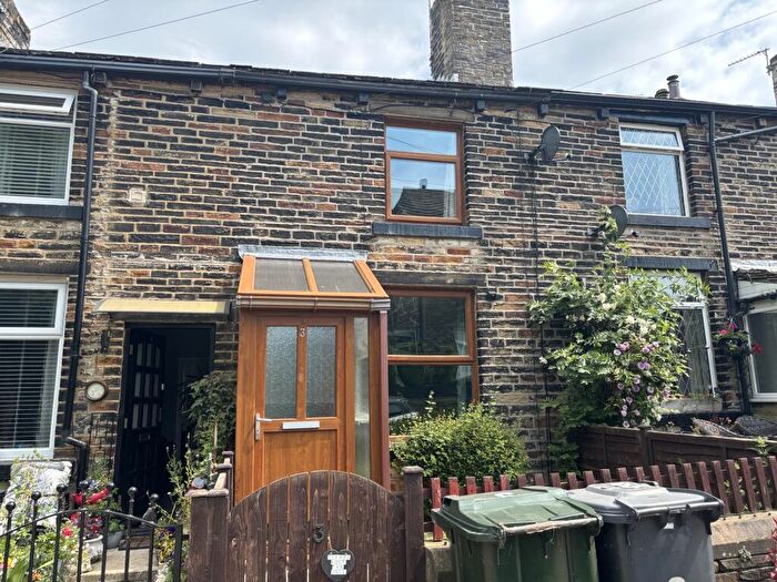 2 Bedroom Terraced House For Sale In Victoria Street, Cullingworth, Bingley, Bradford, BD13