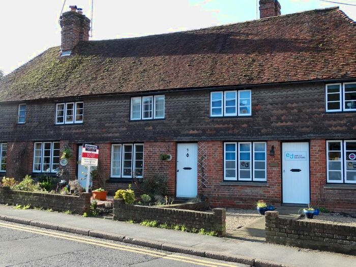 2 Bedroom Terraced House To Rent In High Street, Staplehurst, Tonbridge TN12