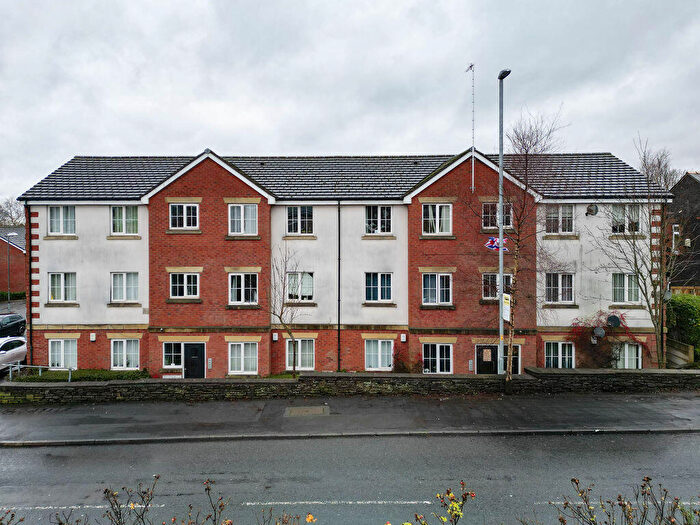 2 Bedroom Flat For Sale In Birch View, Wardle, OL12