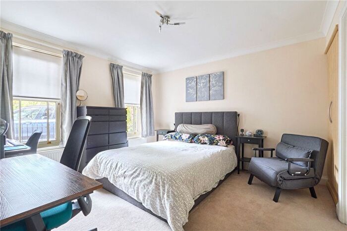 2 Bedroom Flat For Sale In Glebe Road, Cambridge, CB1