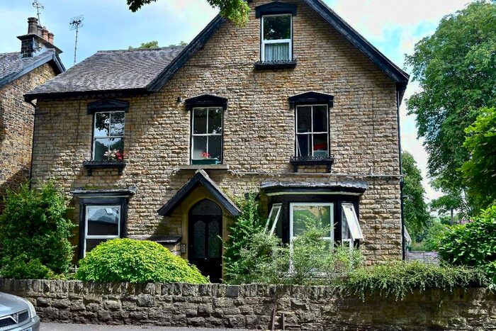 1 Bedroom Flat To Rent In Crescent Road, Nether Edge, S7