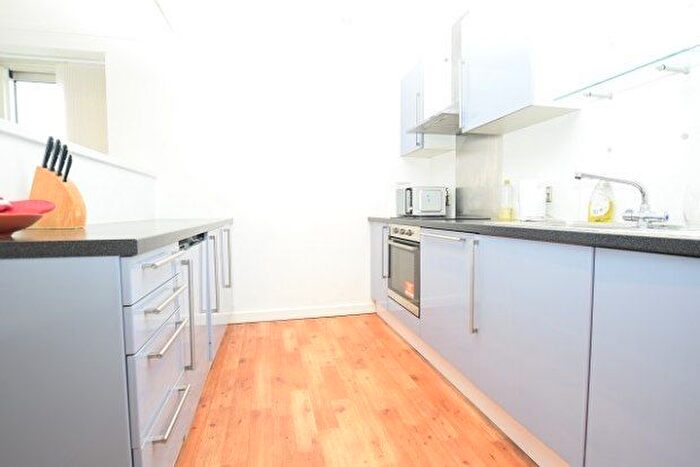 2 Bedroom Flat To Rent In Ecclesall Road, Sheffield, S11