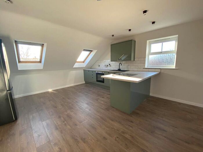 2 Bedroom Flat To Rent In Derby Road, Fallowfield, M14