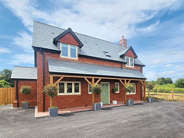 4 Bedroom Detached House For Sale In Royal Green, Easebourne Street, Easebourne, West Sussex, GU29
