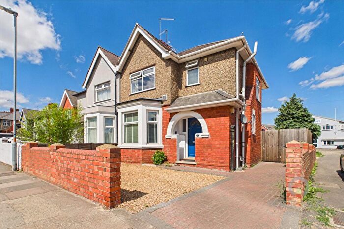 3 Bedroom Semi-Detached House To Rent In Baring Road, St James, Northampton, Northamptonshire, NN5