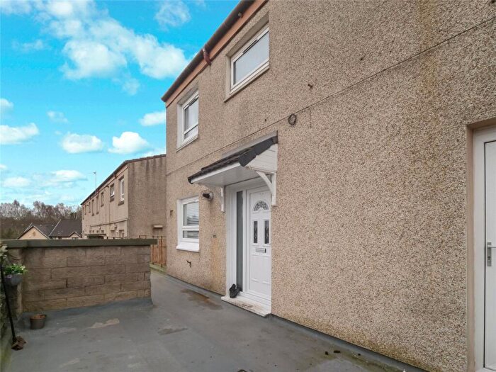 2 Bedroom Maisonette For Sale In Bankside Avenue, Johnstone, Renfrewshire, PA5