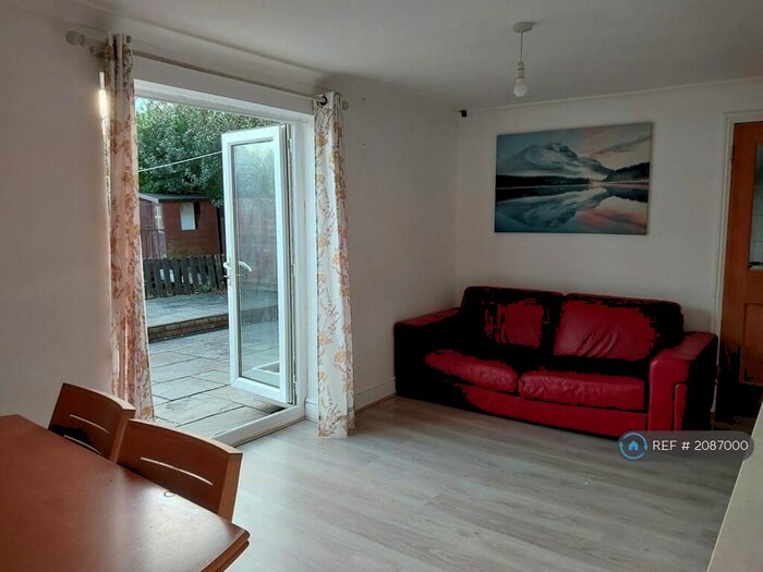 4 Bedroom End Of Terrace House To Rent In Filton Avenue, Bristol, BS34
