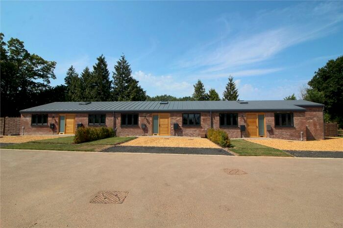 2 Bedroom Garage / Parking To Rent In Baccabox Lane, Hollywood, Birmingham, B47