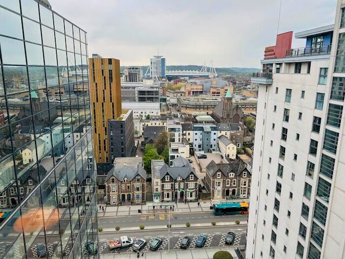 2 Bedroom Apartment To Rent In Churchill Way, Cardiff(City), CF10
