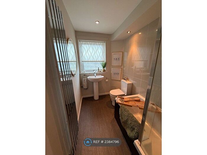 2 Bedroom Flat To Rent In Seafield Court, Aberdeen, AB15