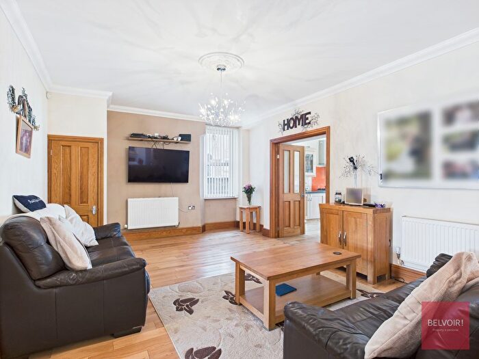 6 Bedroom Detached House For Sale In Roger Street, Treboeth, Swansea, SA5