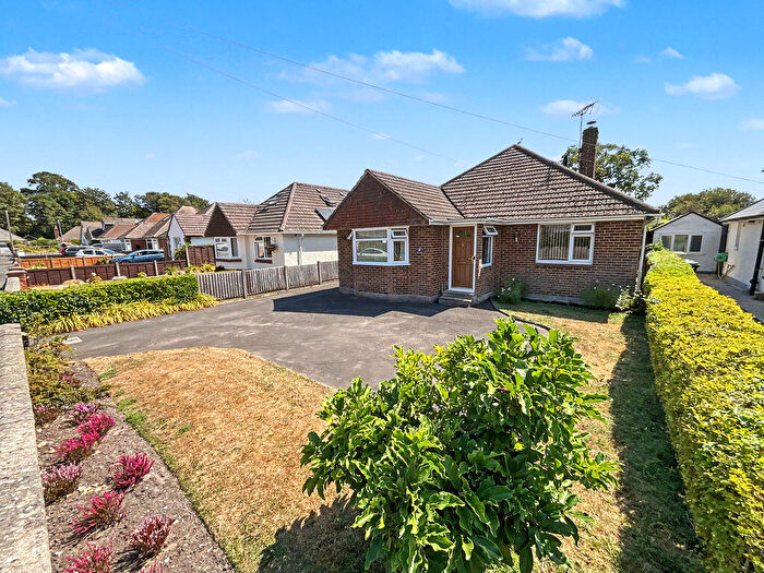 4 Bedroom Detached Bungalow For Sale In Burton, Christchurch, BH23