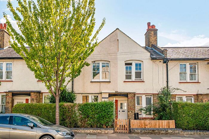 2 Bedroom Terraced House To Rent In Cowick Road, Tooting, London, SW17