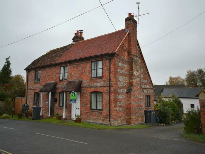 2 Bedroom Semi-Detached House To Rent In Upper Clatford, Andover, Hampshire, SP11