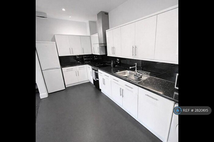 5 Bedroom Flat To Rent In Whiteladies Road, Bristol, BS8