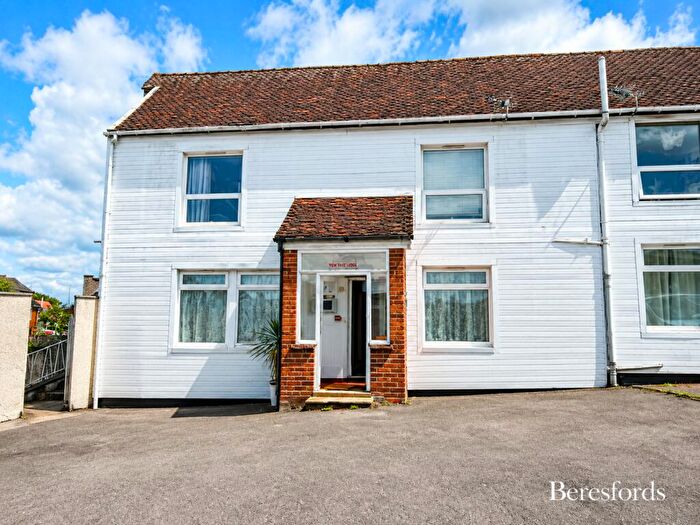 Studio To Rent In Military Road, CO1