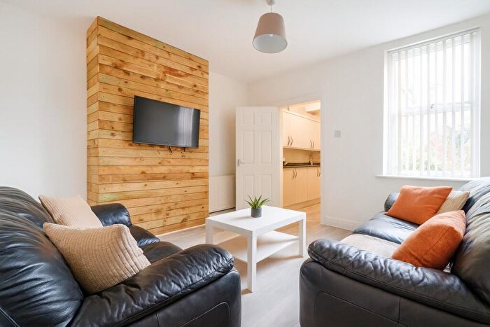 4 Bedroom House To Rent In Sharrow Lane, Sheffield, S11