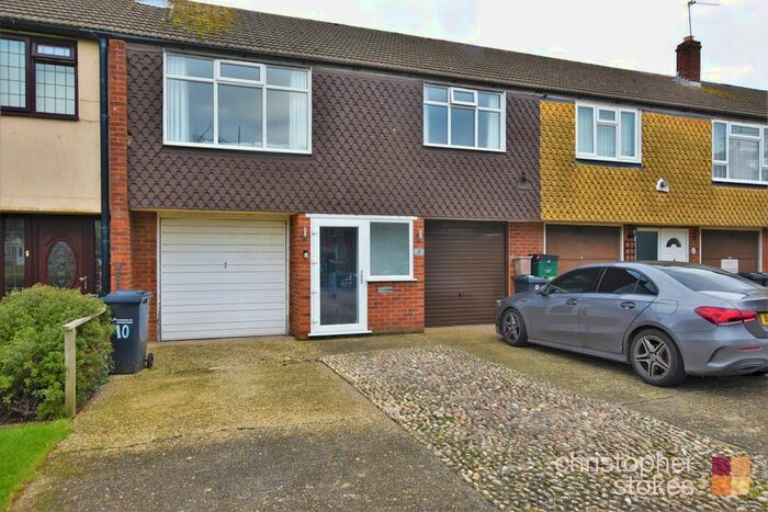 2 Bedroom Property To Rent In Downfield Road, Cheshunt, Waltham Cross, EN8