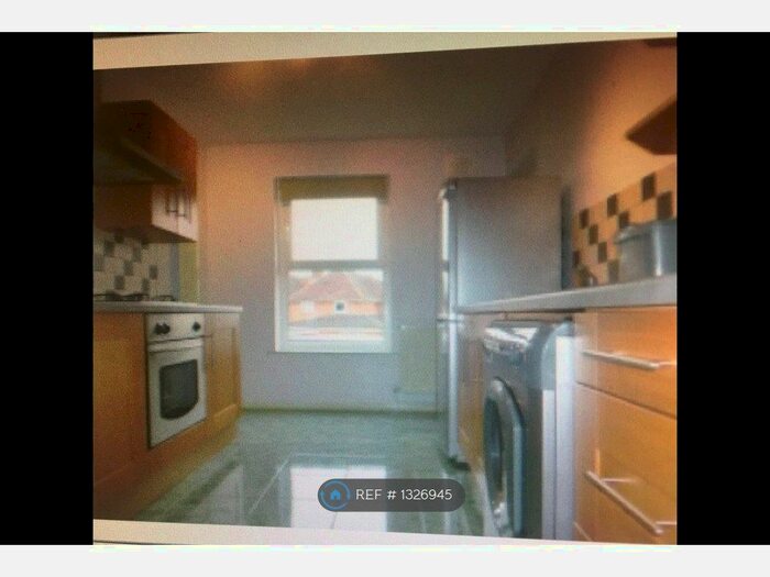 2 Bedroom Flat To Rent In Aylesbury, Aylesbury HP21