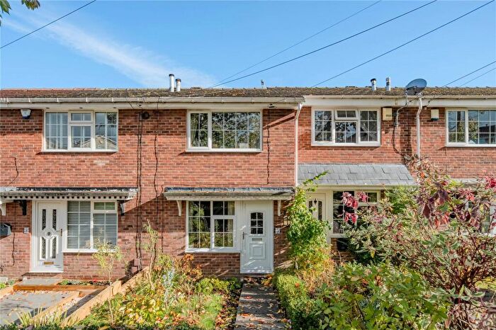 2 Bedroom Terraced House For Sale In New Park Place, Farsley, Pudsey, West Yorkshire, LS28