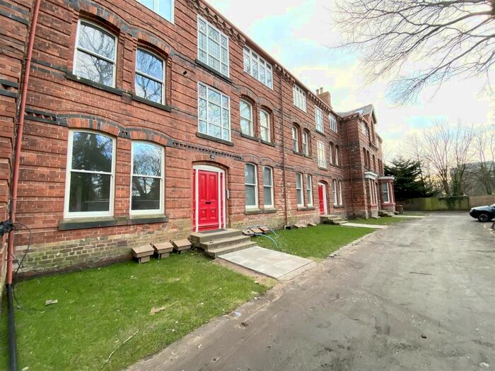 2 Bedroom Flat To Rent In Park Terrace, Waterloo, Liverpool, L22