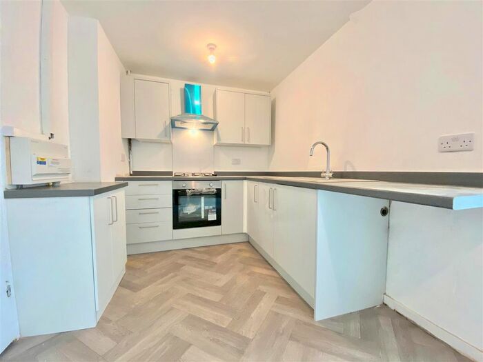 2 Bedroom Semi-Detached House To Rent In Redemarsh, Leam Lane, Gateshead, NE10