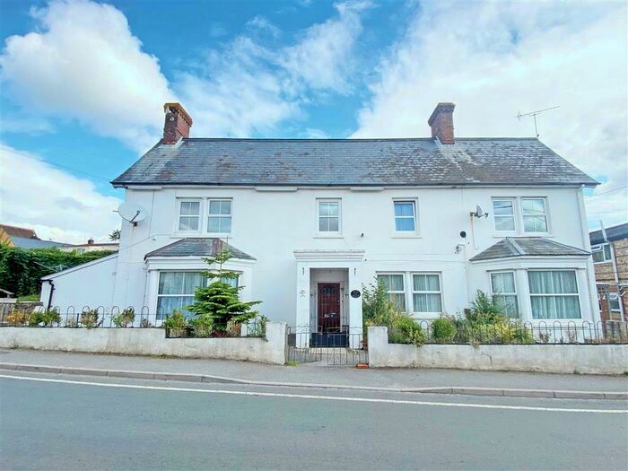 5 Bedroom Detached House For Sale In High Street, Sixpenny Handley, Salisbury, SP5