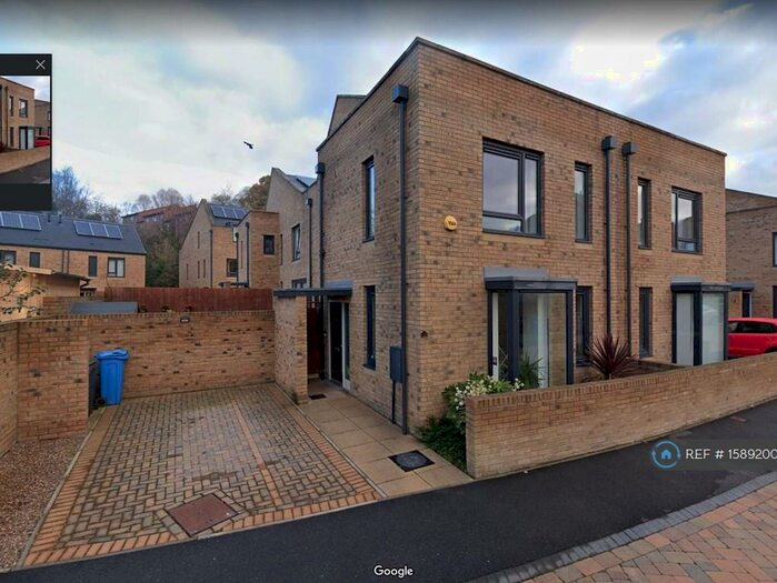 2 Bedroom Semi-Detached House To Rent In Castle Croft Drive, Sheffield, S2