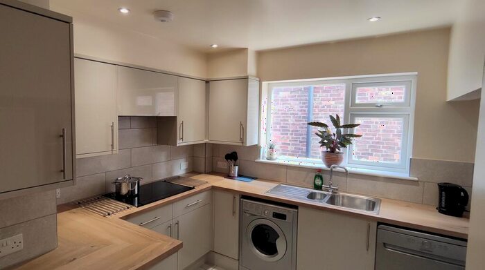 6 Bedroom End Of Terrace House To Rent In Dunkirk Student: Bedroom Modern - Brailsford Road, NG7