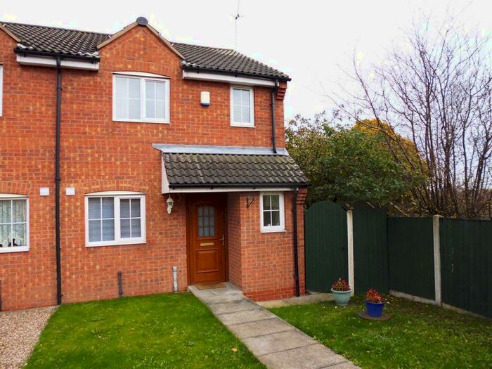 2 Bedroom House To Rent In Frecheville Street, Chesterfield, S43