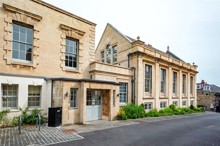 2 Bedroom Duplex For Sale In Old School Close, Bristol, Somerset, BS6