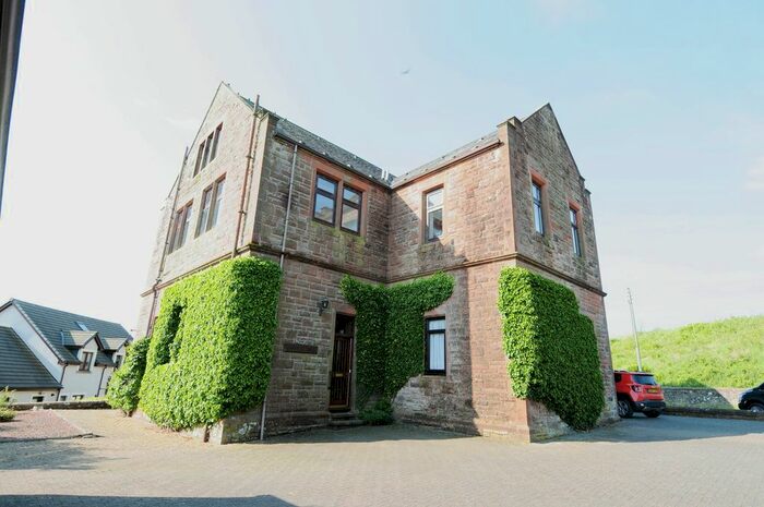 3 Bedroom Flat For Sale In Castleview Gardens, Lochmaben, Lockerbie, Dumfries And Galloway, DG11