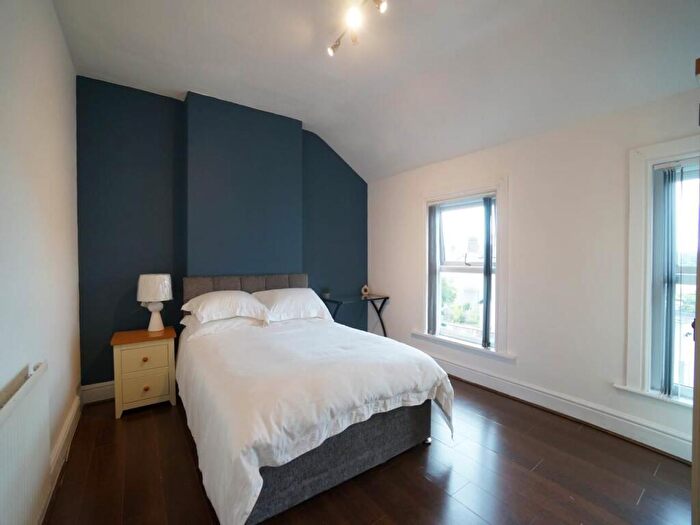 4 Bedroom House To Rent In William Street, Bangor, LL57