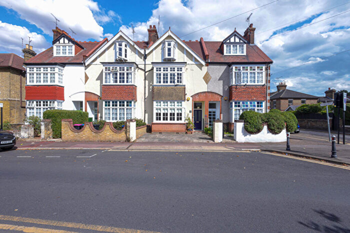 5 Bedroom Terraced House For Sale In Park Road, Westcliff-on-sea, SS0