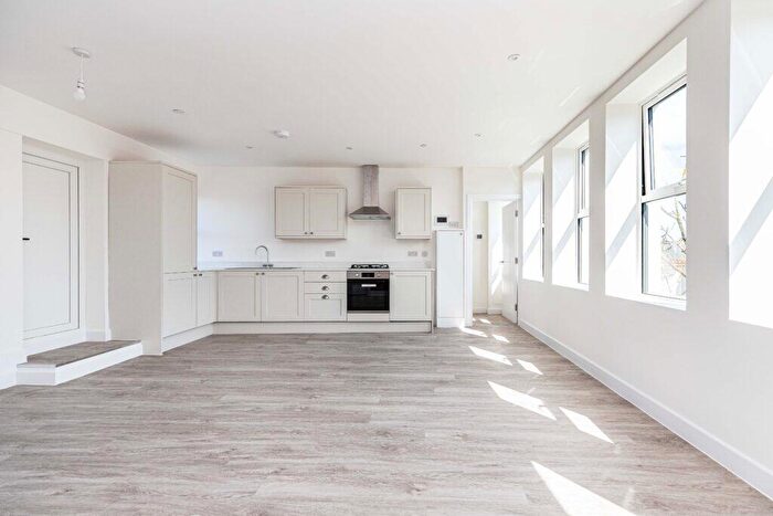 1 Bedroom Flat For Sale In High Street, Poole, BH15