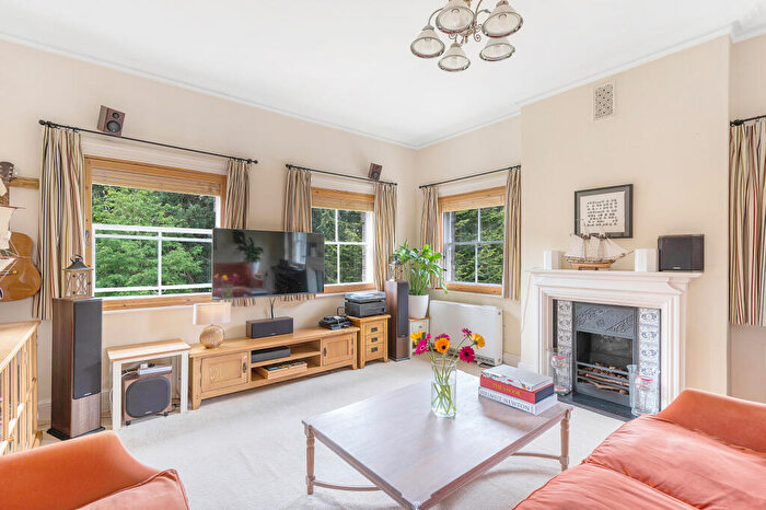 3 Bedroom Apartment For Sale In The Elms, Houghton, Huntingdon, Cambridgeshire, PE28