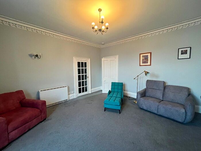 1 Bedroom Flat To Rent In Market Square, Stonehaven, Aberdeenshire, AB39