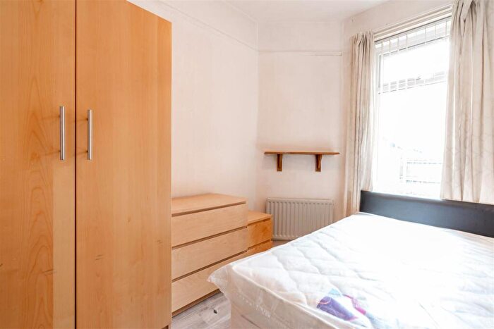 2 Bedroom Flat To Rent In Balmoral Terrace, Heaton, NE6