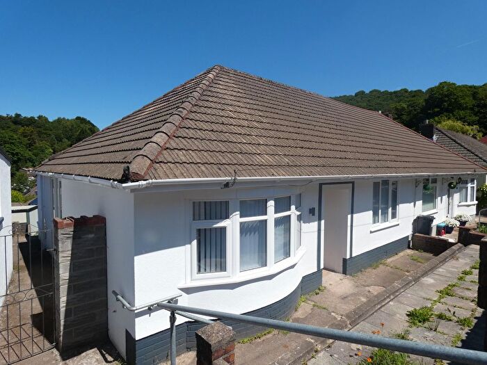 3 Bedroom Semi-Detached Bungalow For Sale In Manor Way, Briton Ferry, Neath., SA11