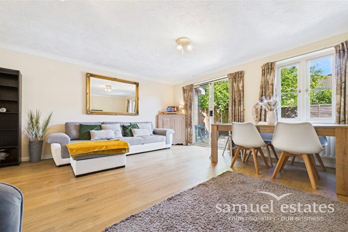2 Bedroom Semi-Detached House To Rent In Regent Place, Wimbledon, SW19