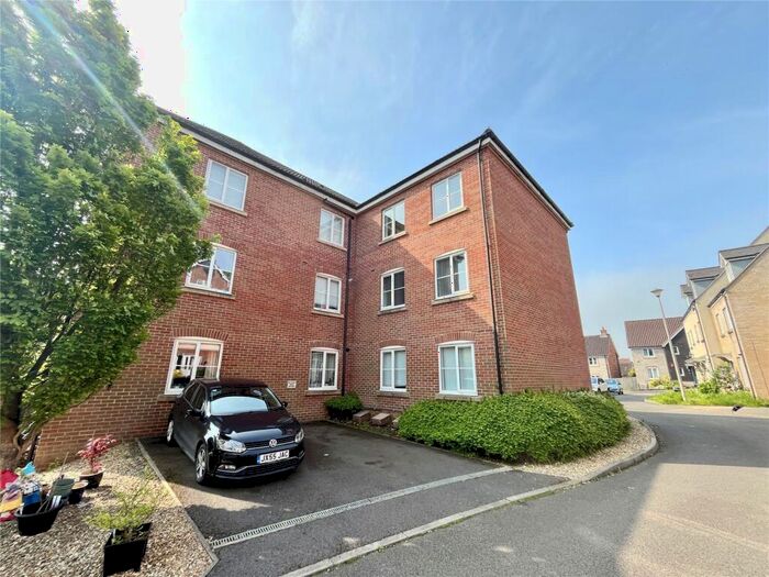 2 Bedroom Apartment To Rent In Long Ashton, Fishers Mead, BS41